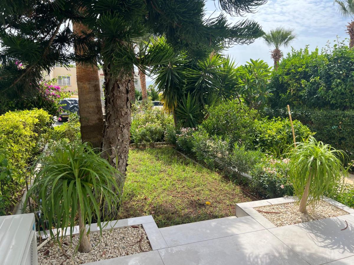 Modern Seaview Townhouse In Coral Bay (Adults Only) Apartment Peyia Exterior foto
