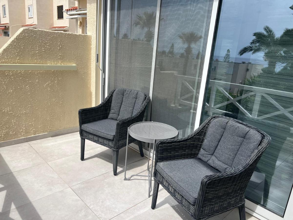Modern Seaview Townhouse In Coral Bay (Adults Only) Apartment Peyia Exterior foto